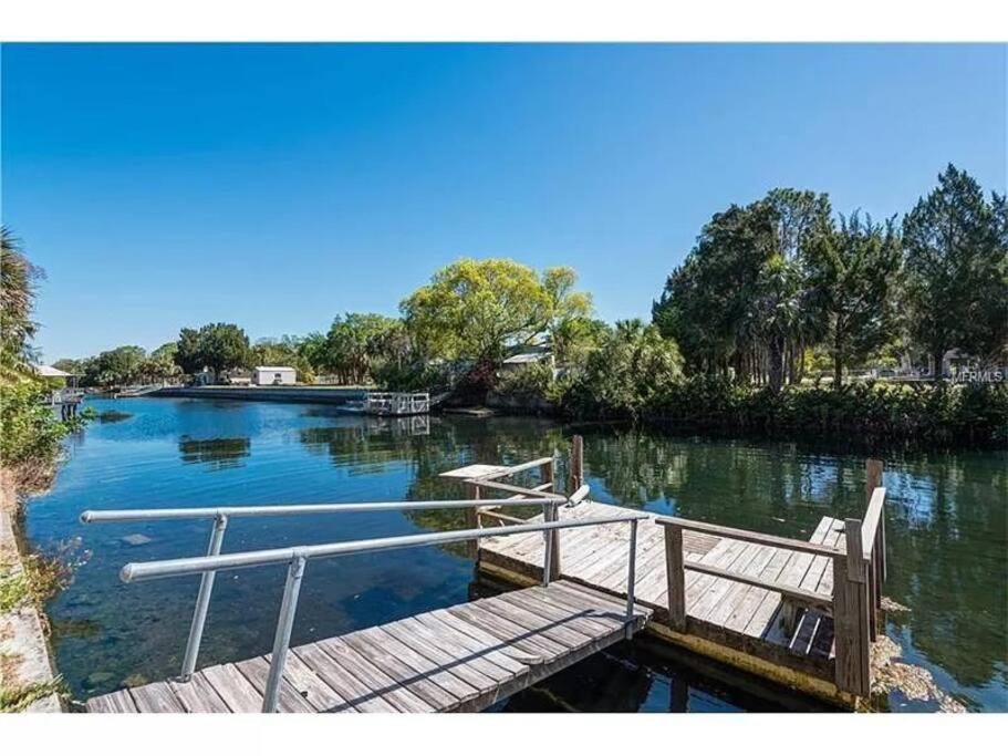 4Br Private Dock, Warm Spring Canal, Kayaks, Canoe Hudson Exteriör bild