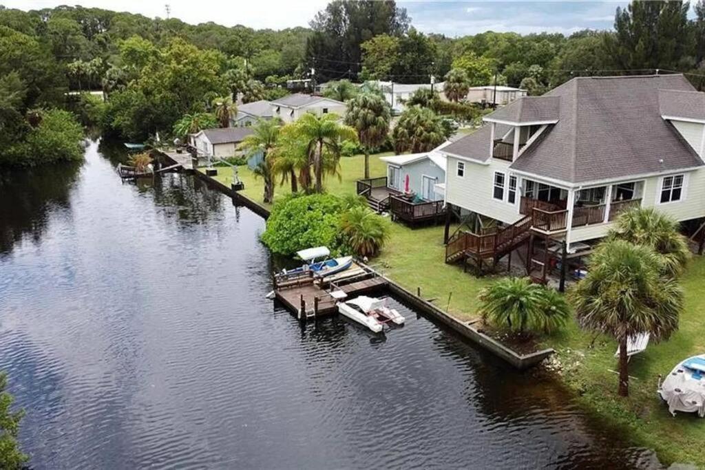 4Br Private Dock, Warm Spring Canal, Kayaks, Canoe Hudson Exteriör bild